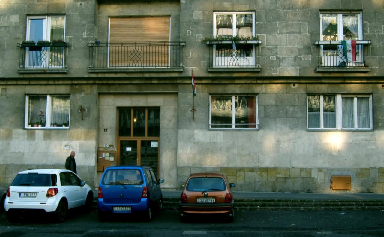Flatneartocastlehill Budapeste Exterior foto